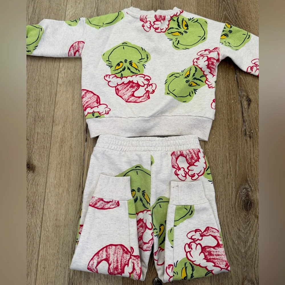 N/A grinch sweat
